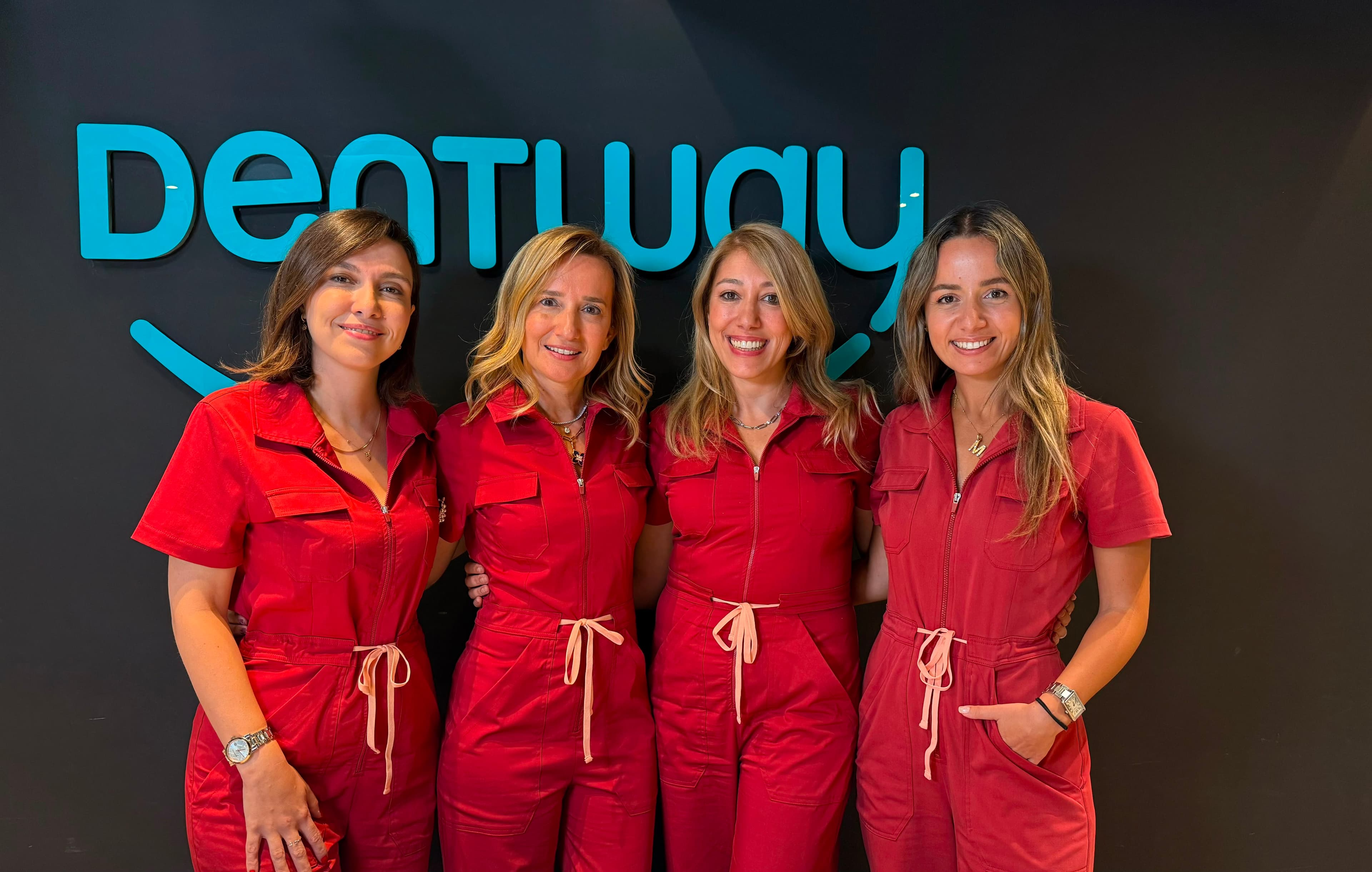 Екипът на Dentway